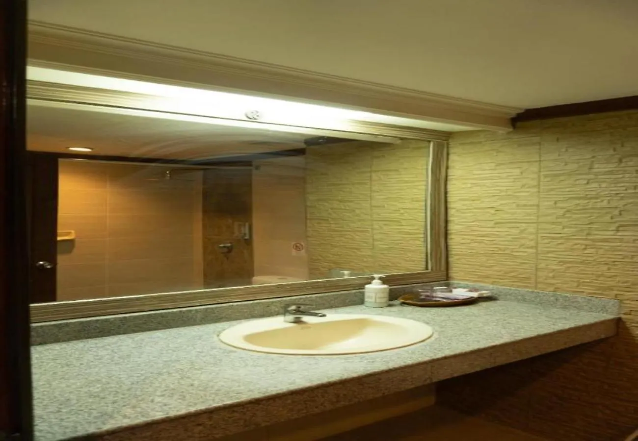 Puri Dibia Hotel By Secoms Kuta  3*, Kuta (Bali)