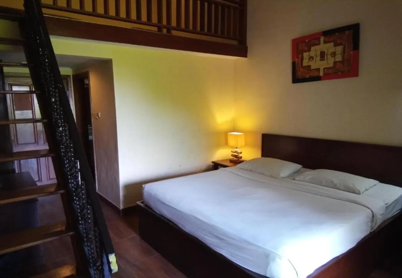 Puri Dibia Hotel By Secoms Kuta  3*, Kuta (Bali)